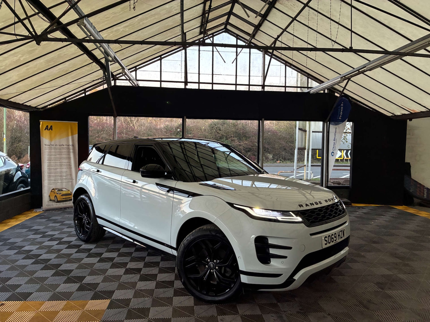 Used Land Rover Range Rover Evoque 2019 for sale - 76699704: Photo 1