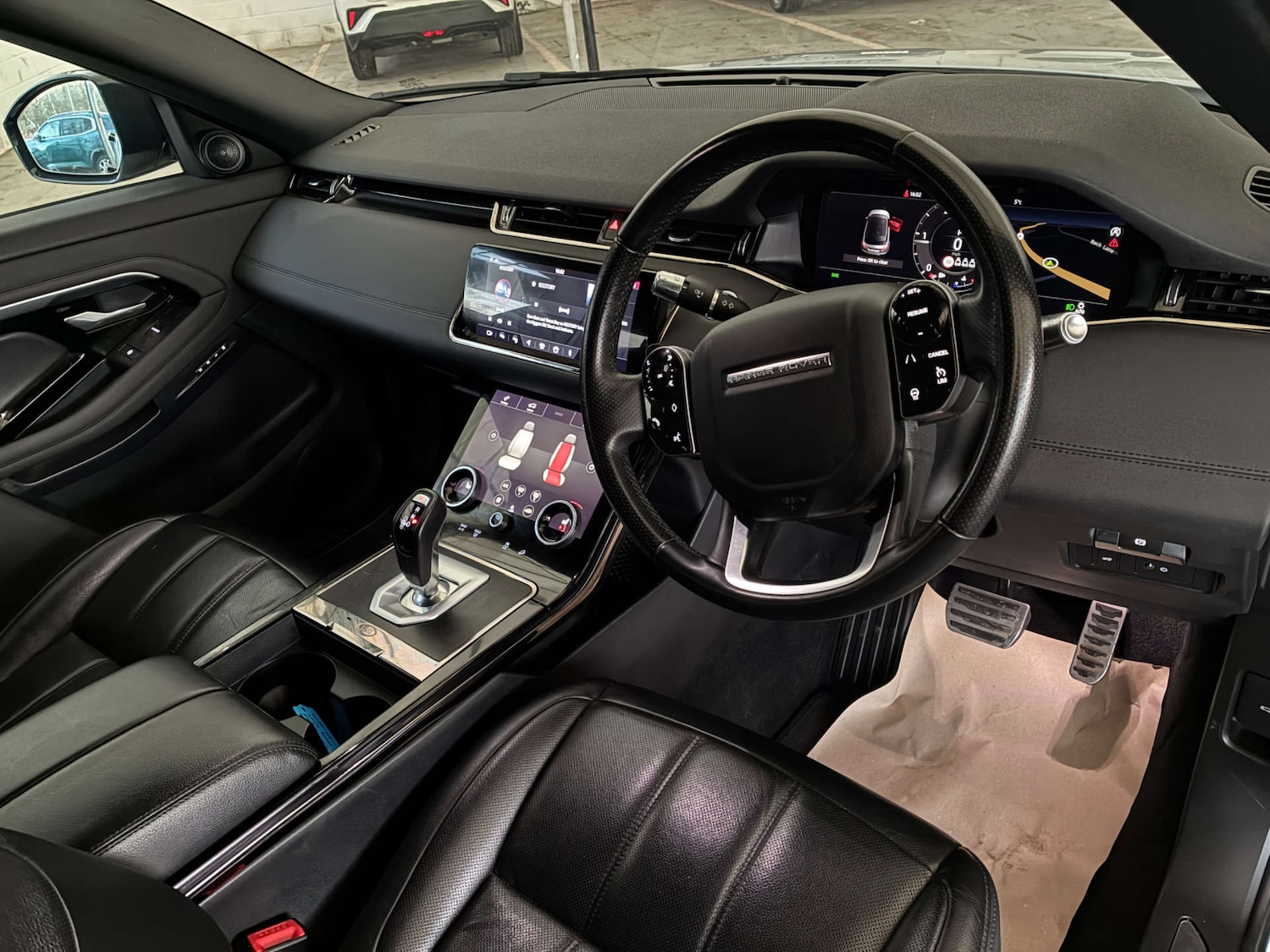 Used Land Rover Range Rover Evoque 2019 for sale - 76699704: Photo 11