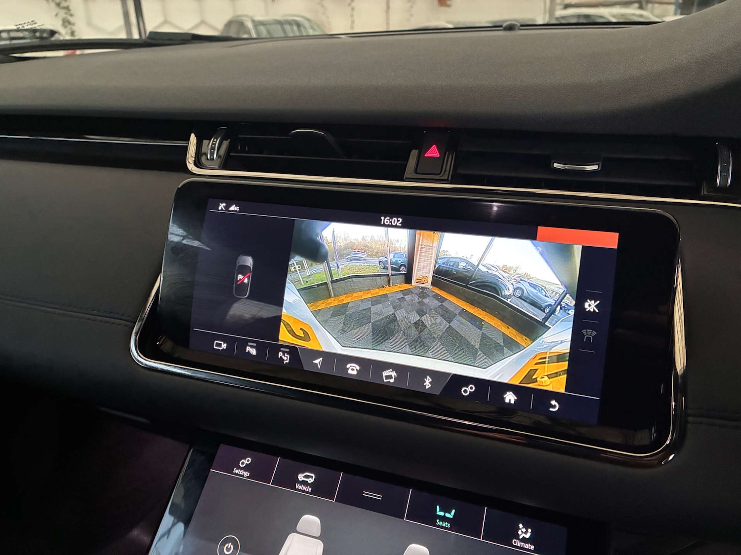 Used Land Rover Range Rover Evoque 2019 for sale - 76699704: Photo 17