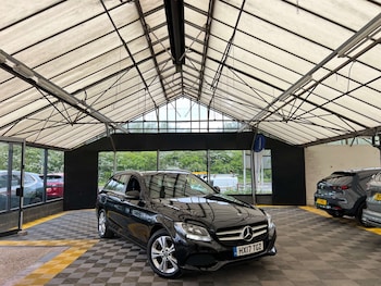 Used Mercedes-Benz C Class 2017 for sale - 78421261: Photo