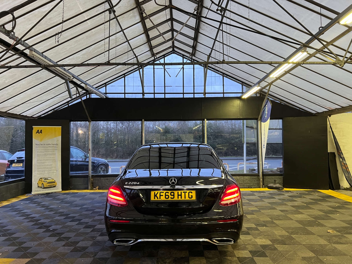 Used Mercedes-Benz E Class 2019 for sale - 77393352: Photo 8