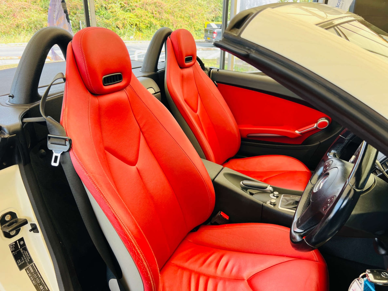 Used Mercedes-Benz SLK 2011 for sale - 76859426: Photo 19