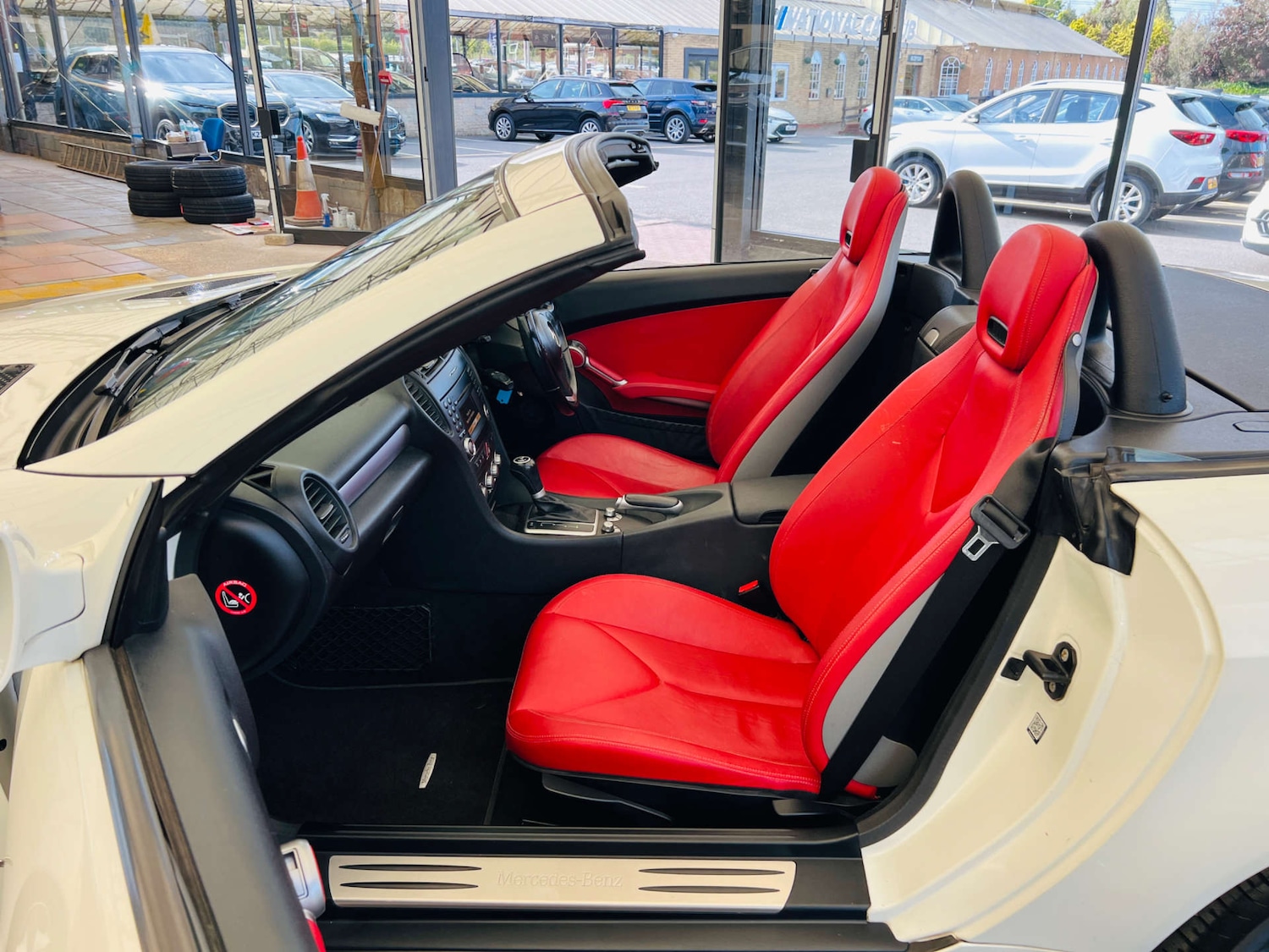 Used Mercedes-Benz SLK 2011 for sale - 76859426: Photo 26