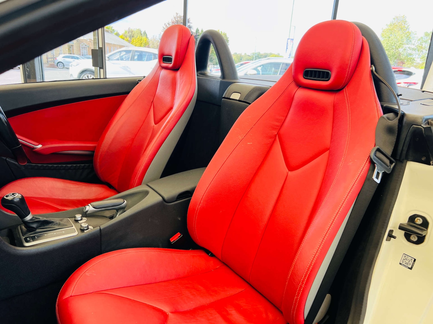 Used Mercedes-Benz SLK 2011 for sale - 76859426: Photo 27