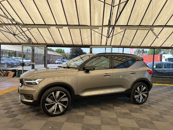 Used Volvo XC40 2022 for sale - 79011090: Photo