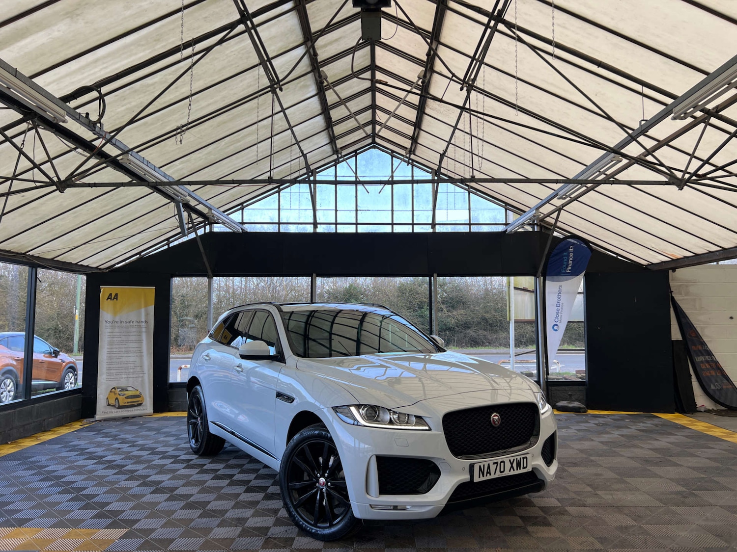 Used Jaguar F-Pace 2020 for sale - 77675373: Photo 1