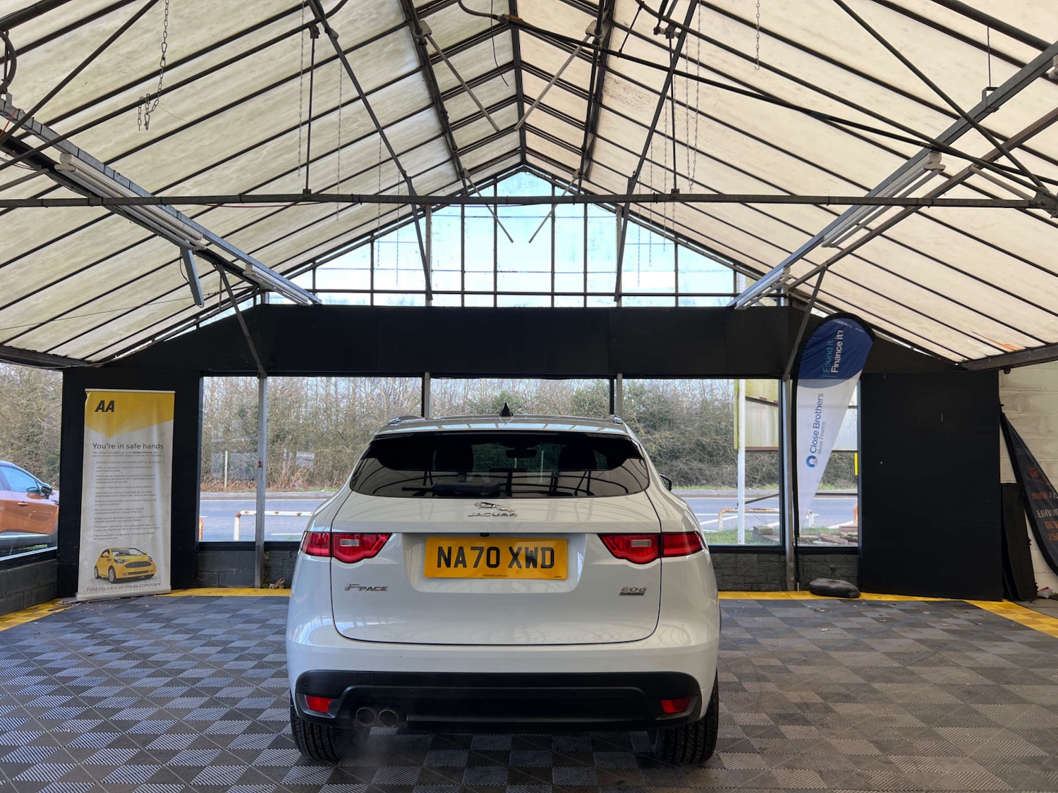 Used Jaguar F-Pace 2020 for sale - 77675373: Photo 8