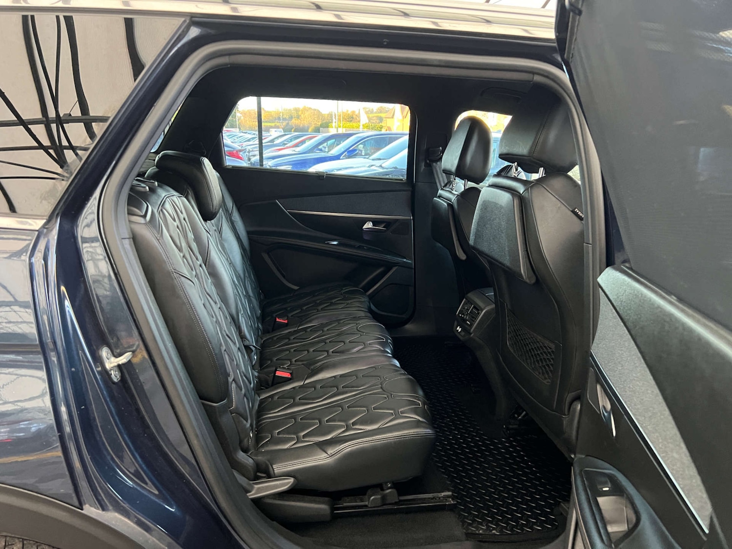 Used Peugeot 5008 2019 for sale - 76699705: Photo 25