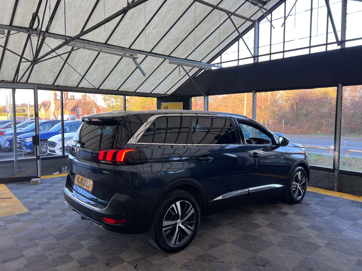 Used Peugeot 5008 2019 for sale - 76699705: Photo 8