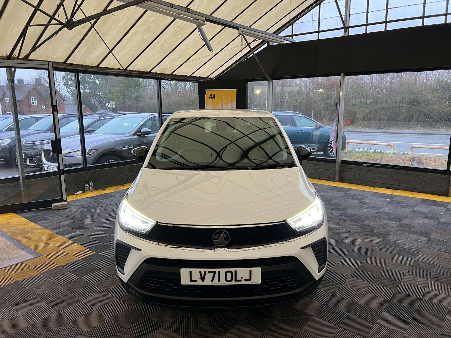 Used Vauxhall Crossland 2021 for sale - 77147774: Photo 3