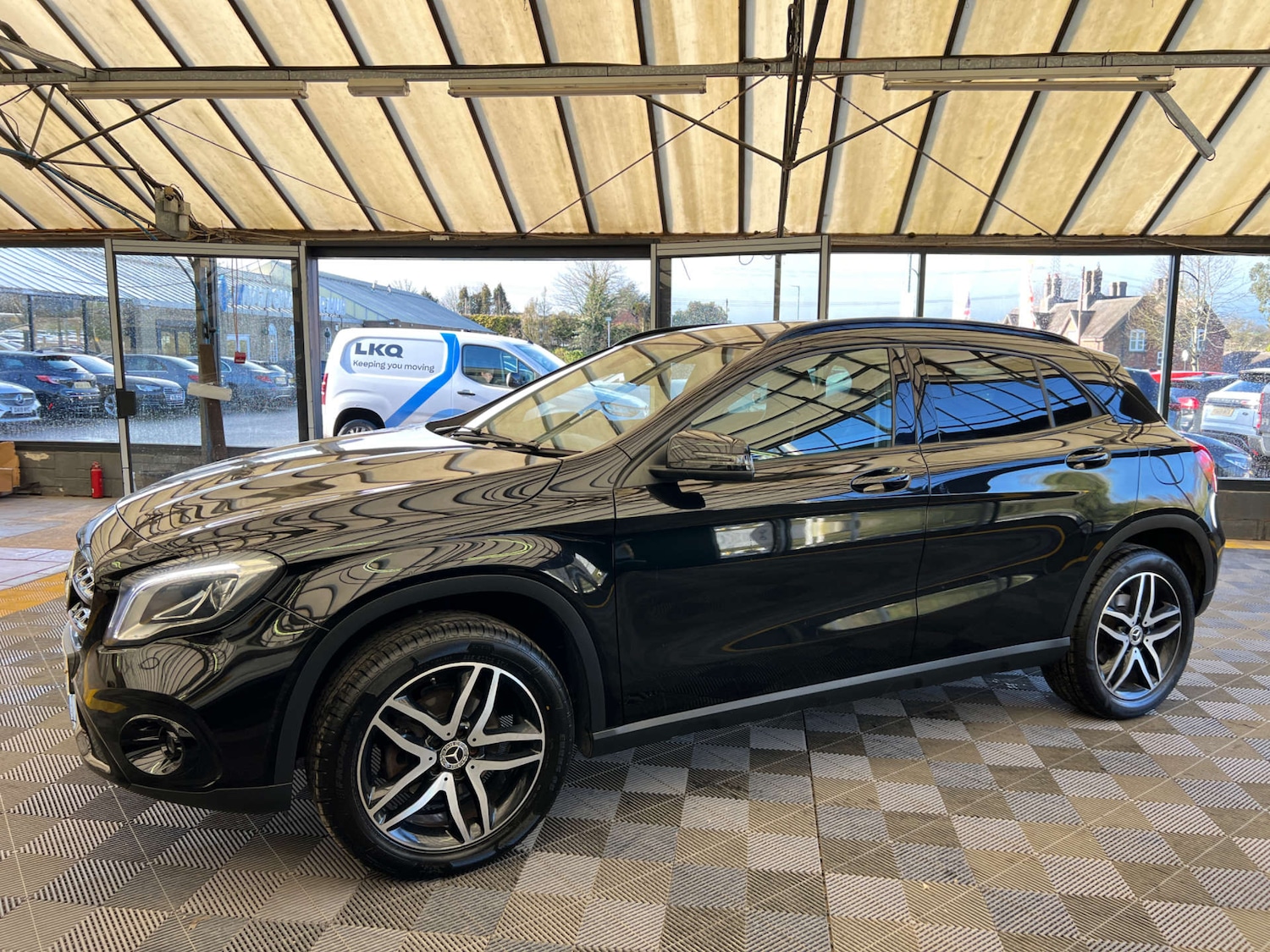 Used Mercedes-Benz GLA 2019 for sale - 78025285: Photo 5