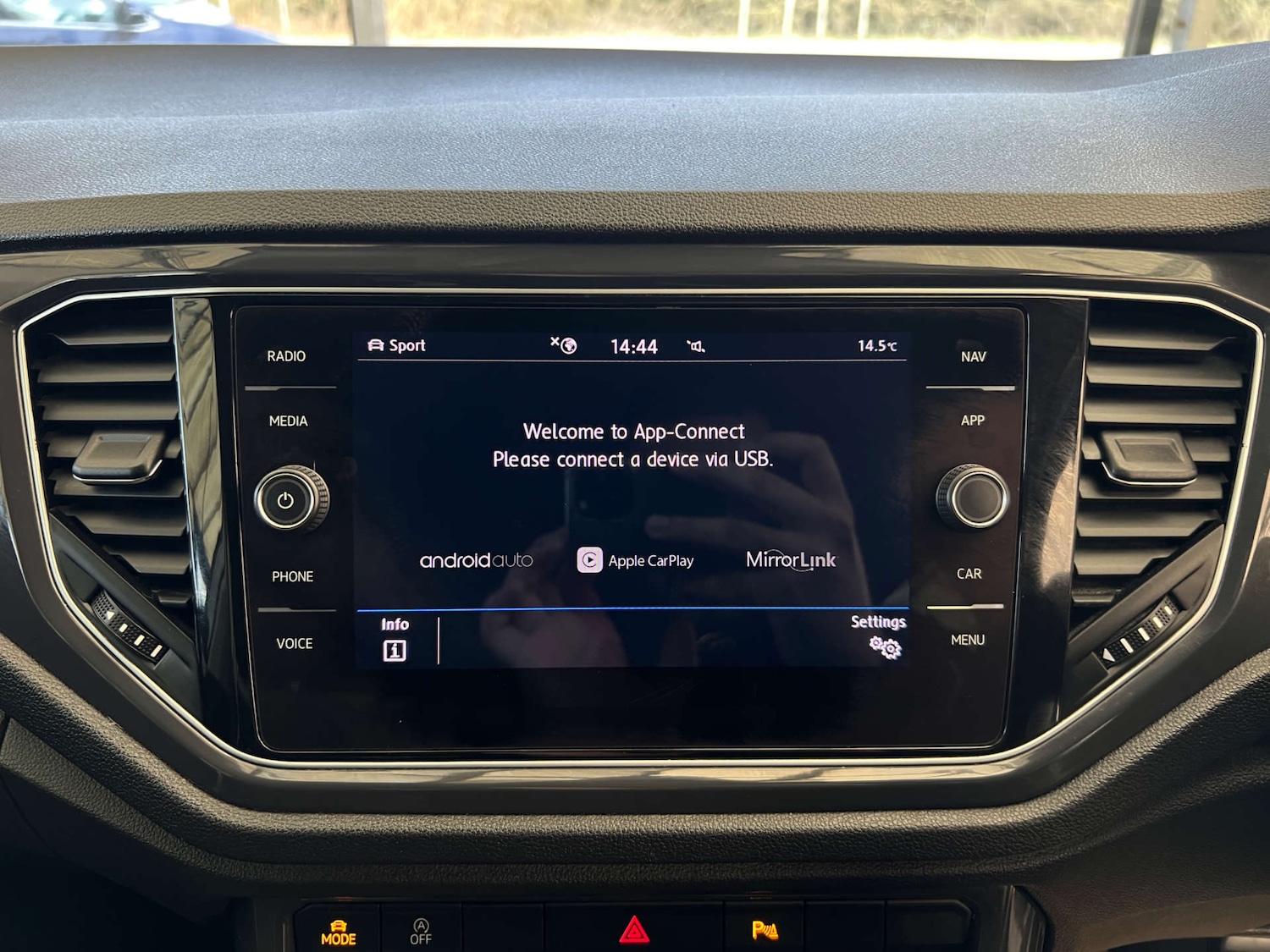 Used Volkswagen T-Roc 2018 for sale - 77766913: Photo 17