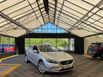 Used Volvo V40 2016 for sale - 78333324: Photo