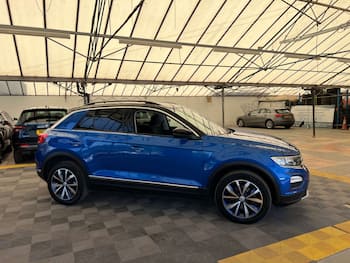 Used Volkswagen T-Roc 2019 for sale - 79718906: Photo