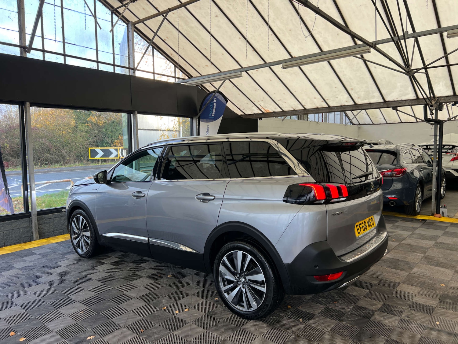 Used Peugeot 5008 2019 for sale - 76861656: Photo 5