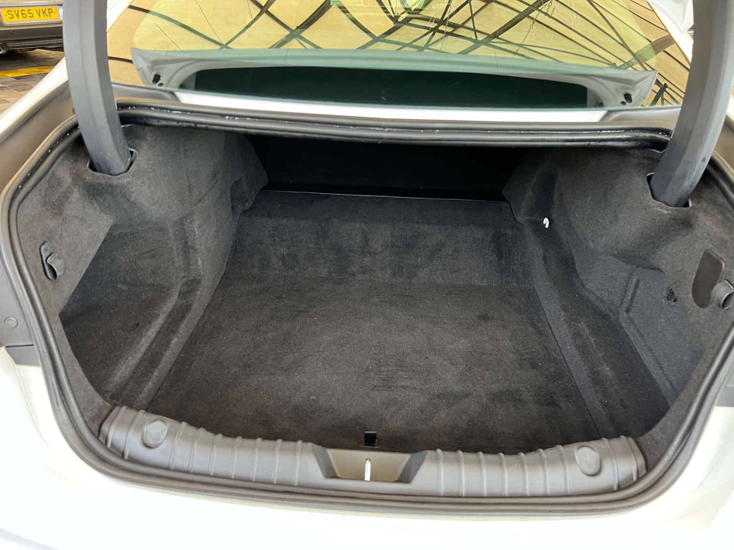 Used Jaguar XF 2018 for sale - 76571354: Photo 30