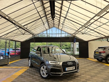 Used Audi Q3 2018 for sale - 78674387: Photo