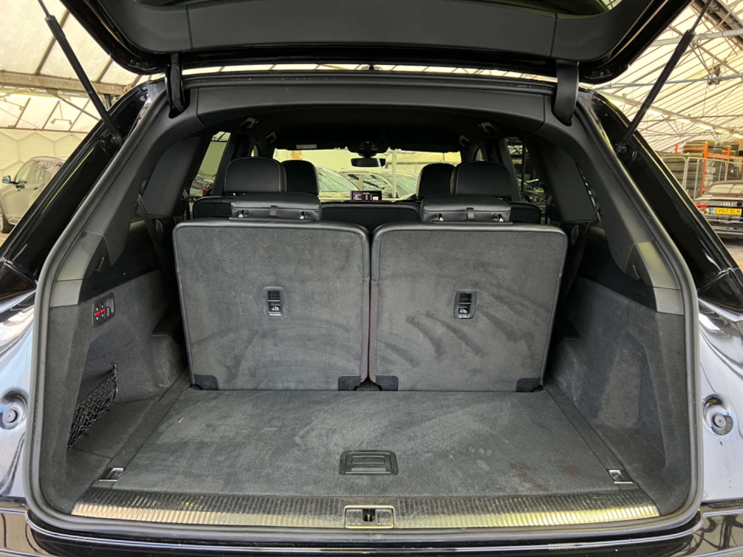 Used Audi Q7 2017 for sale - 77535145: Photo 40