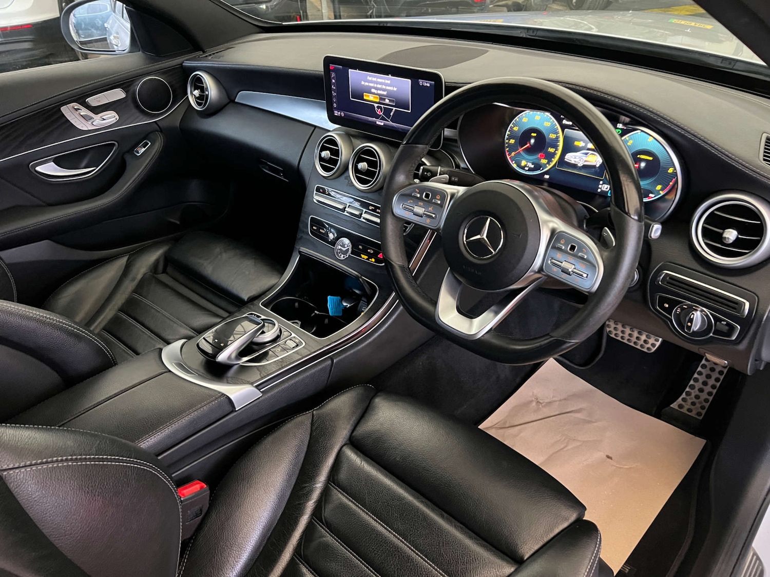 Used Mercedes-Benz C Class 2020 for sale - 77038541: Photo 12