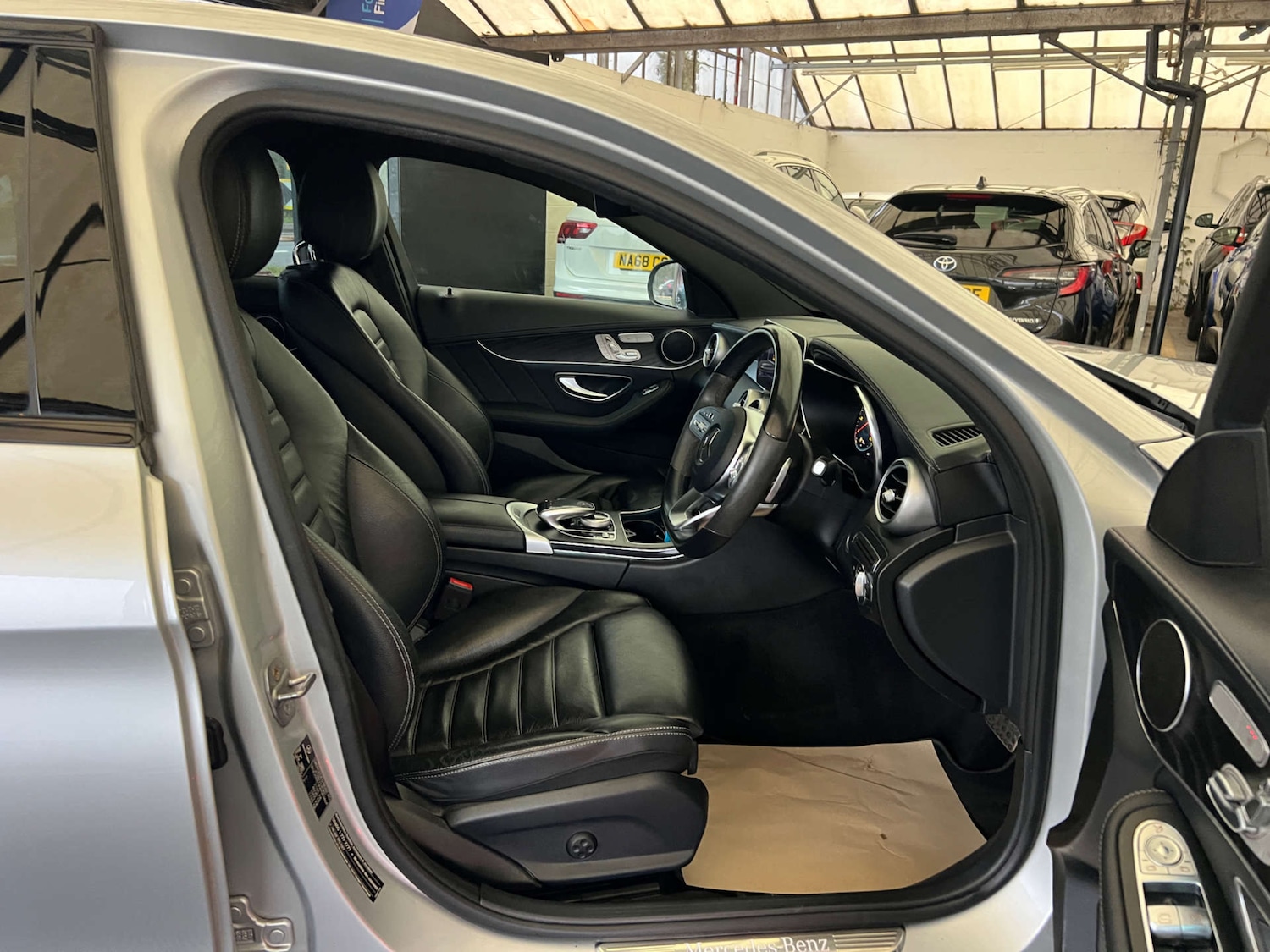 Used Mercedes-Benz C Class 2020 for sale - 77038541: Photo 9