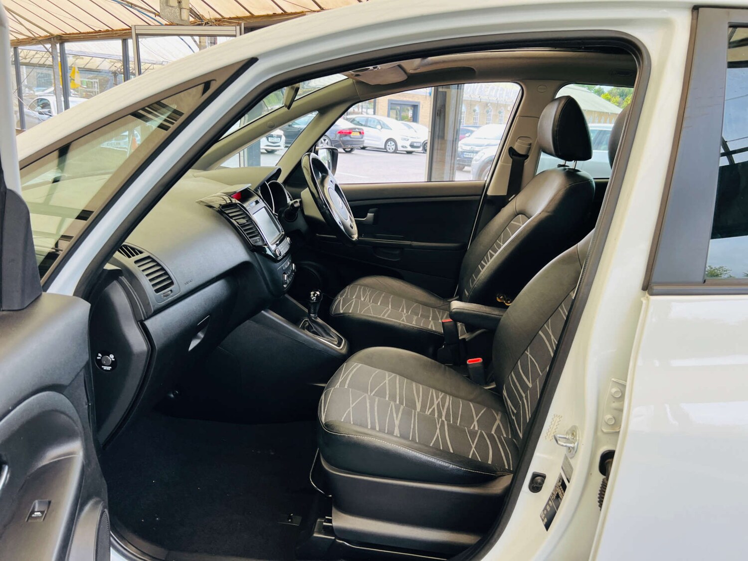 Used Kia Venga 2017 for sale - 77581145: Photo 24