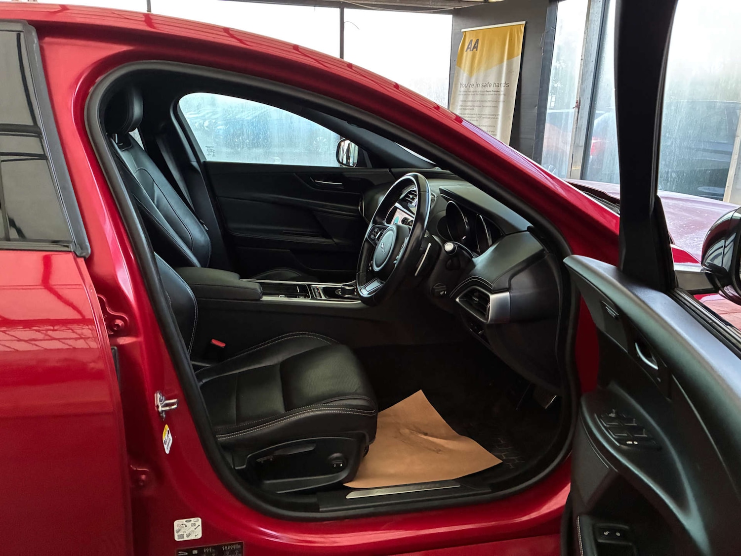 Used Jaguar XE 2019 for sale - 77240430: Photo 10