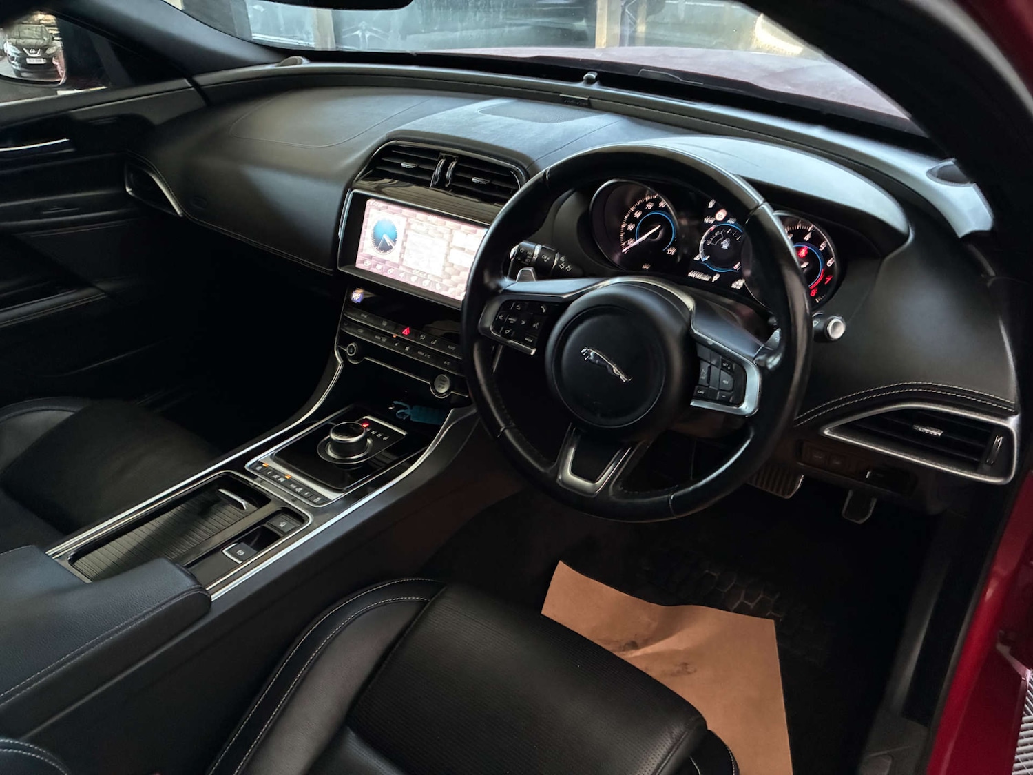 Used Jaguar XE 2019 for sale - 77240430: Photo 12