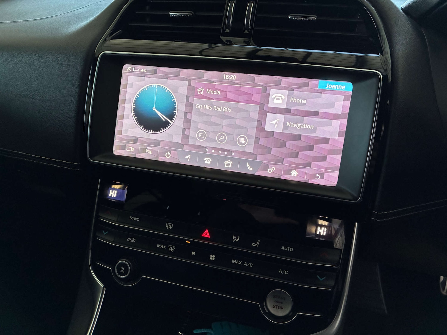 Used Jaguar XE 2019 for sale - 77240430: Photo 20