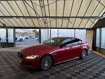 Used Jaguar XE 2019 for sale - 77240430: Photo