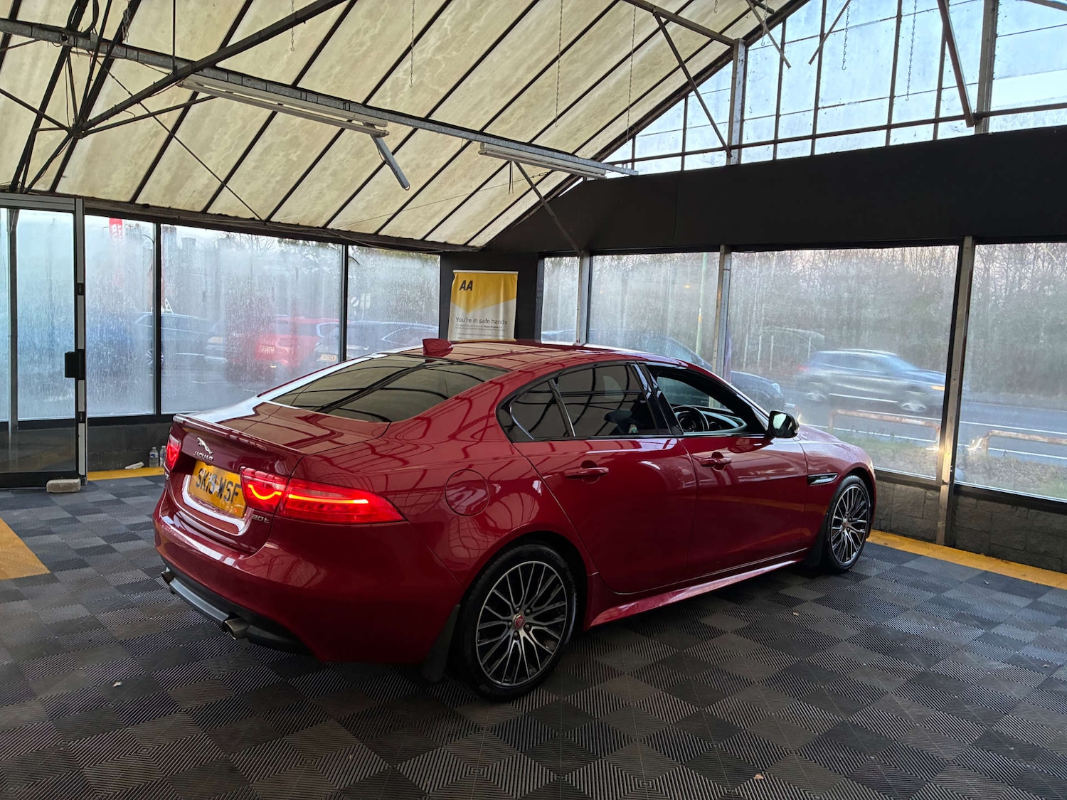 Used Jaguar XE 2019 for sale - 77240430: Photo 8
