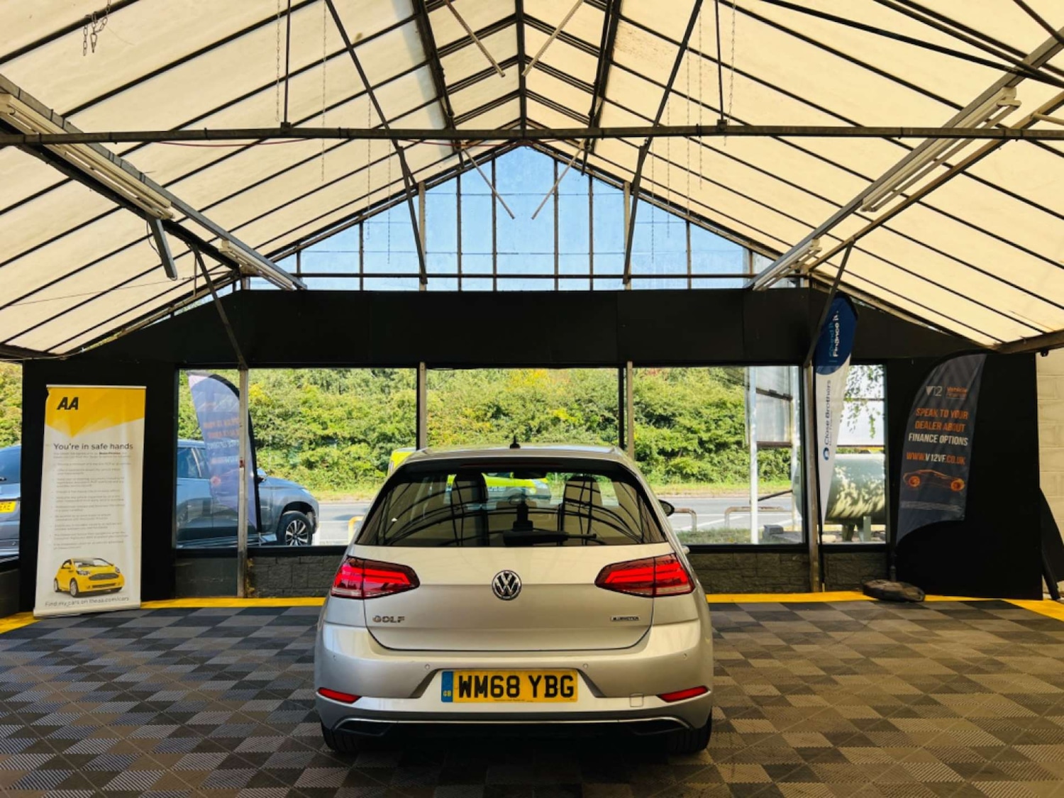 Used Volkswagen Golf 2019 for sale - 76277803: Photo 9