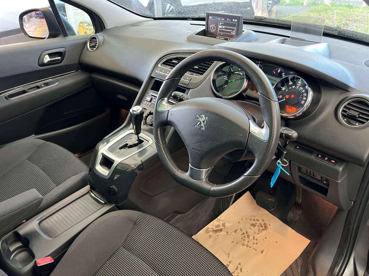 Used Peugeot 5008 2014 for sale - 76509356: Photo 11