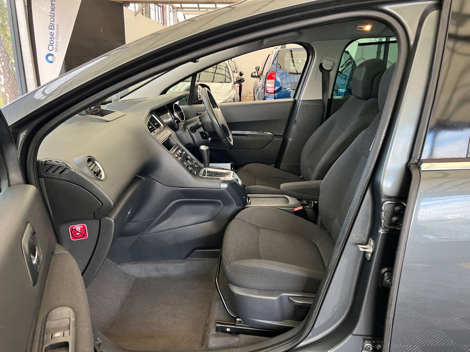 Used Peugeot 5008 2014 for sale - 76509356: Photo 23