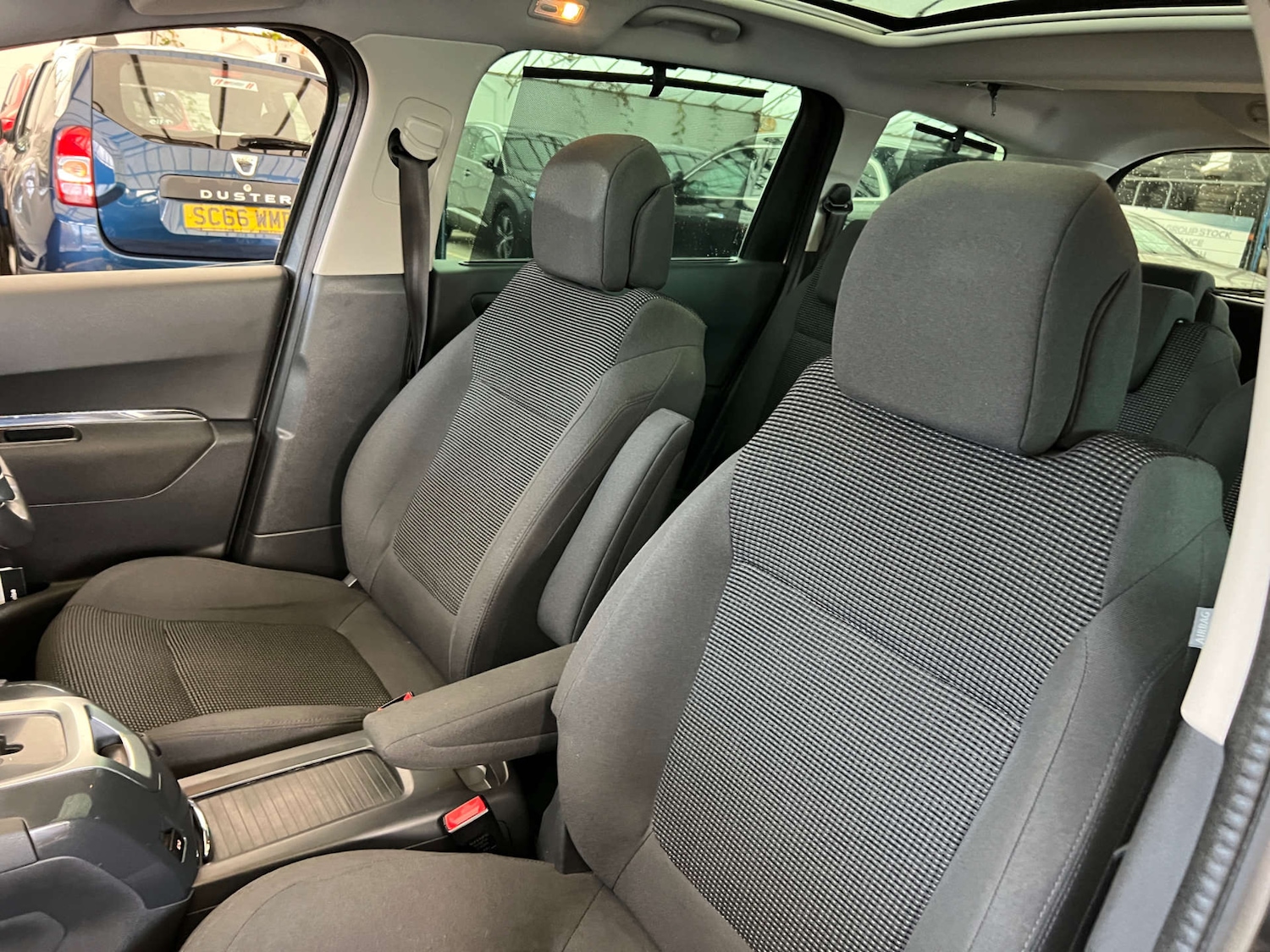 Used Peugeot 5008 2014 for sale - 76509356: Photo 24