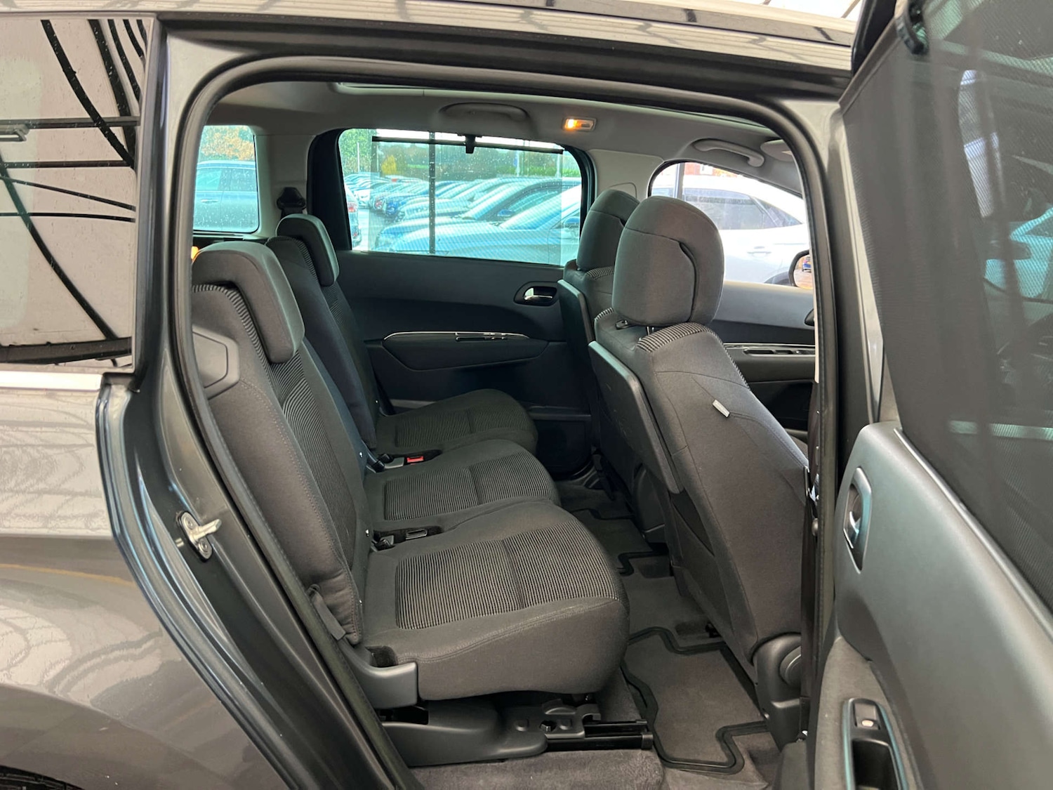 Used Peugeot 5008 2014 for sale - 76509356: Photo 28