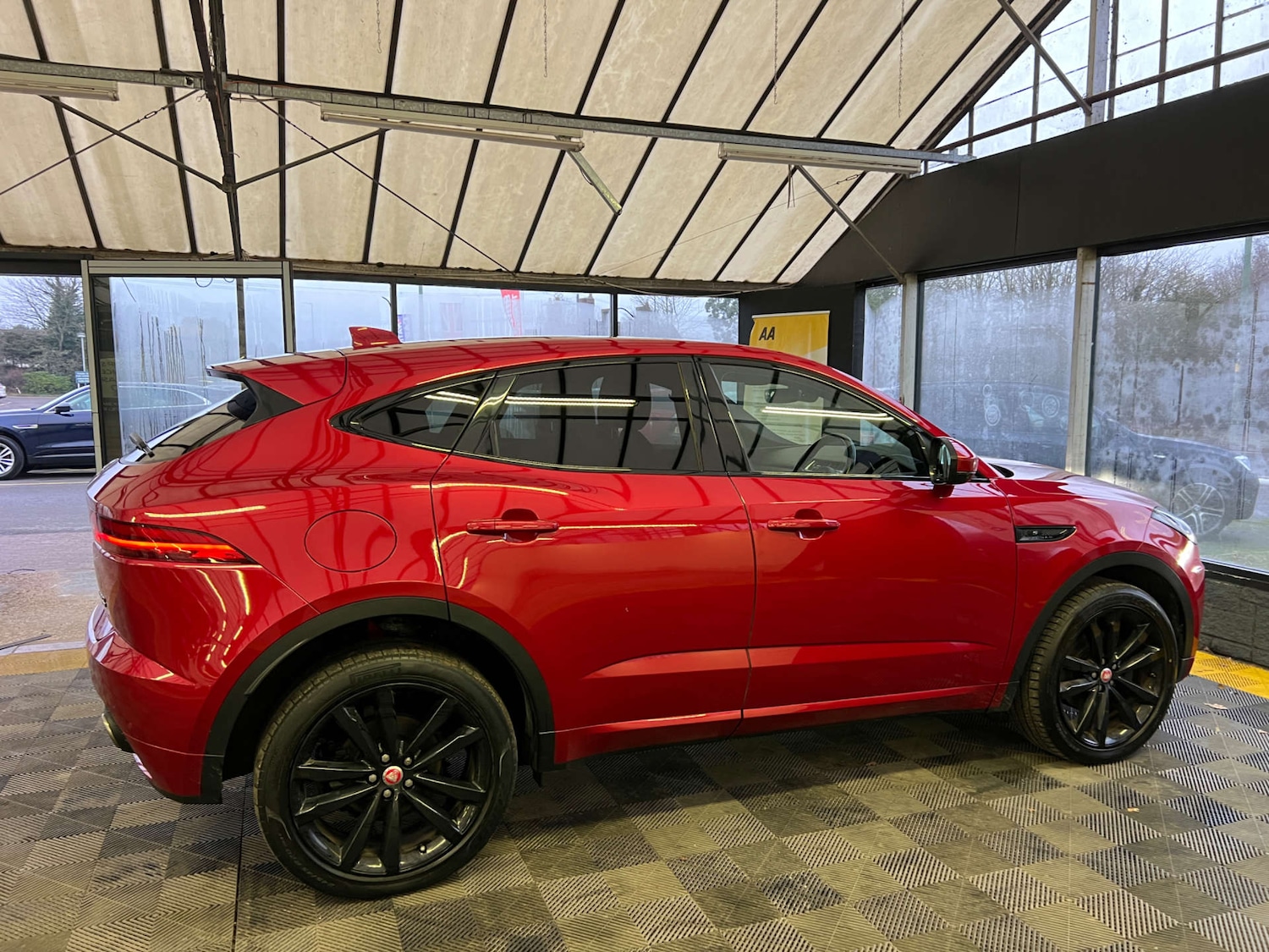 Used Jaguar E-Pace 2019 for sale - 77370975: Photo 9