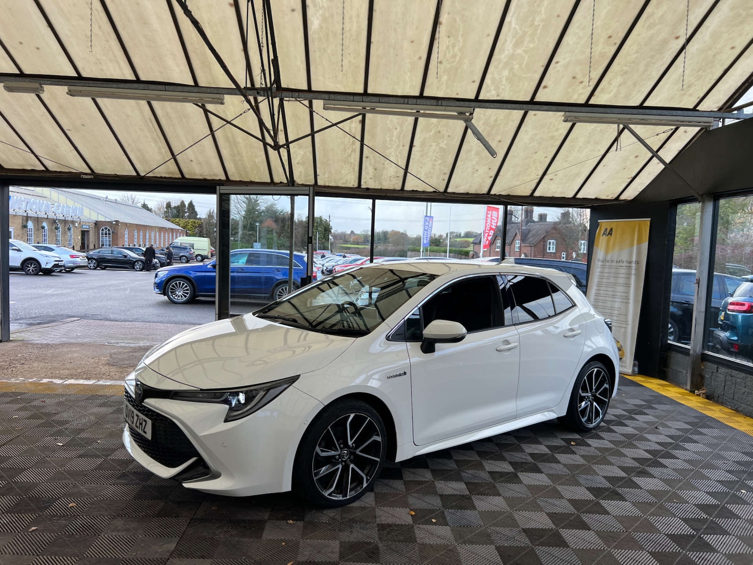 Used Toyota Corolla 2019 for sale - 76848485: Photo 4
