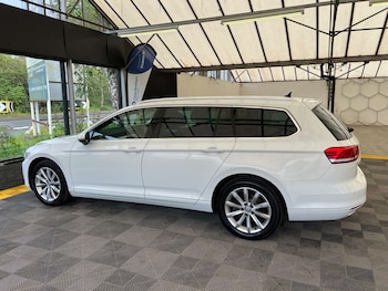 Used Volkswagen Passat 2018 for sale - 78633808: Photo