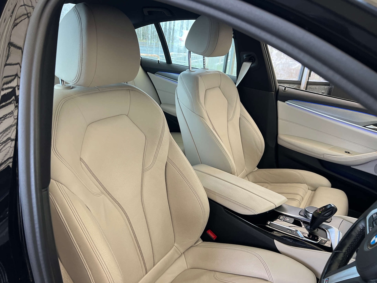 Used BMW 5 Series 2018 for sale - 76940212: Photo 11