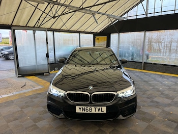 Used BMW 5 Series 2018 for sale - 76940212: Photo
