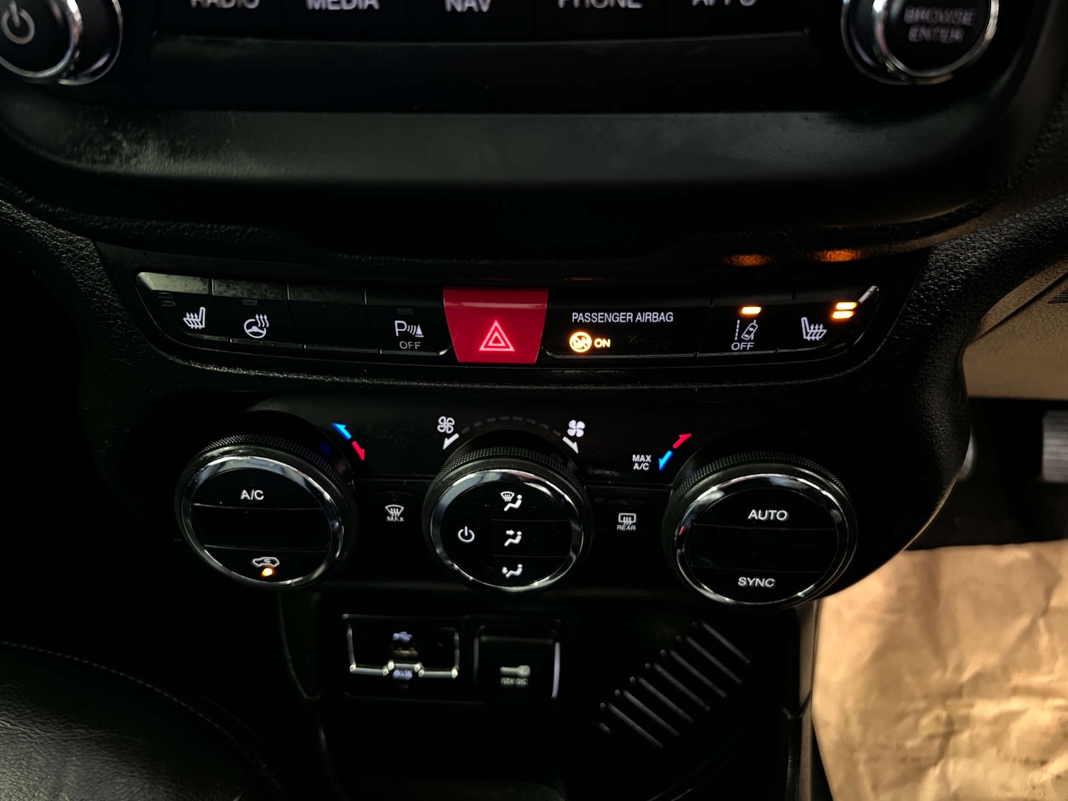 Used Jeep Renegade 2016 for sale - 77547631: Photo 15