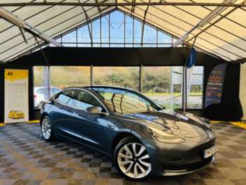 2020 - Model 3 Long Range AWD 4WD 4dr