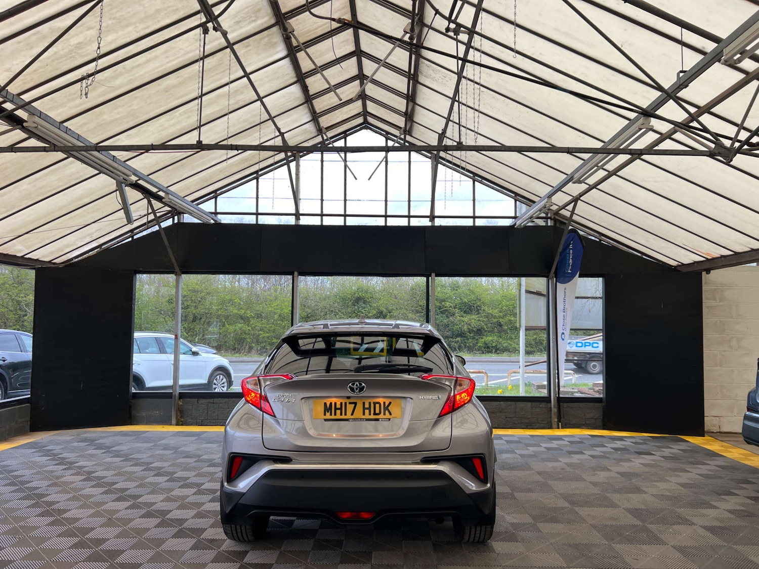 Used Toyota C-HR 2017 for sale - 78106795: Photo 8