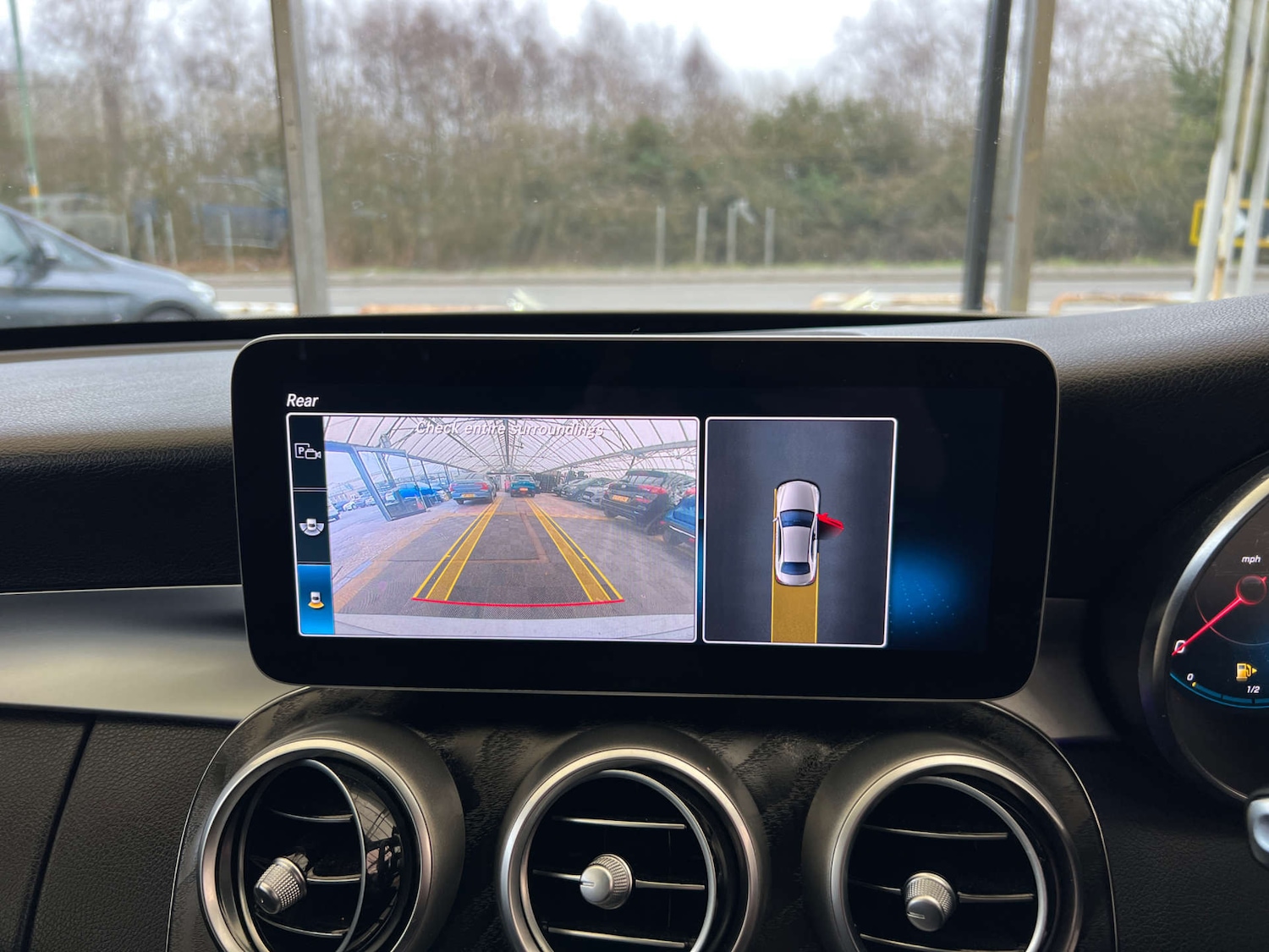 Used Mercedes-Benz C Class 2019 for sale - 77595695: Photo 24