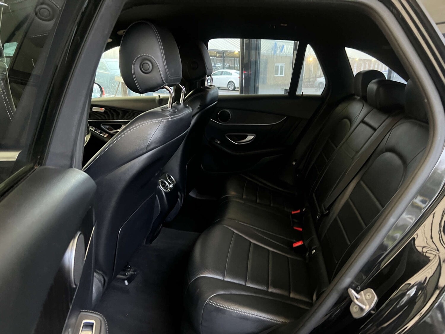 Used Mercedes-Benz GLC 2018 for sale - 76682745: Photo 28