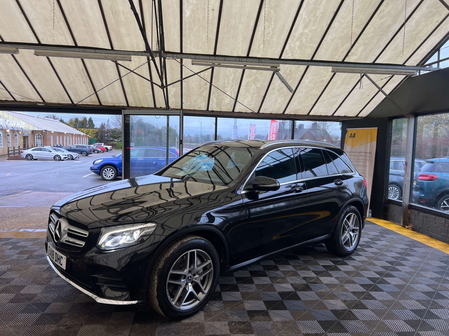 Used Mercedes-Benz GLC 2018 for sale - 76682745: Photo 4