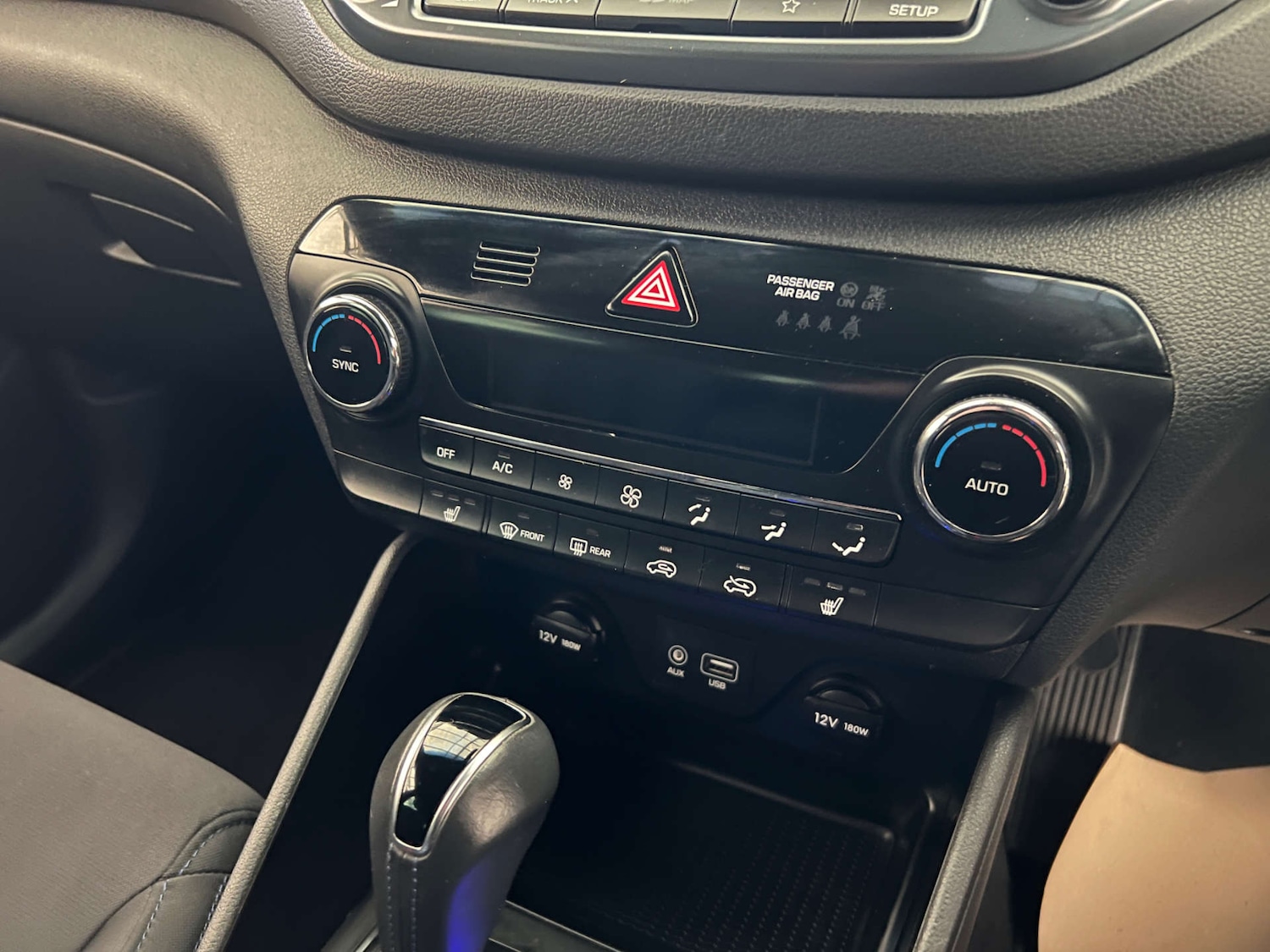 Used Hyundai TUCSON 2018 for sale - 77104179: Photo 18