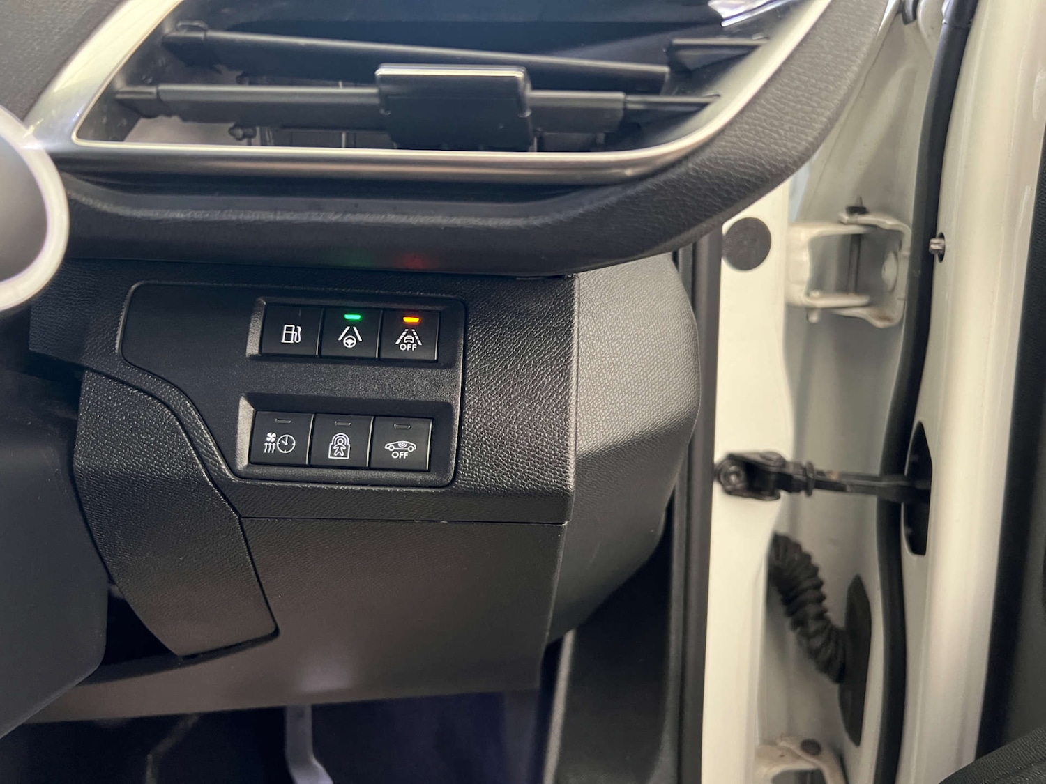 Used Peugeot 3008 2020 for sale - 76601806: Photo 12