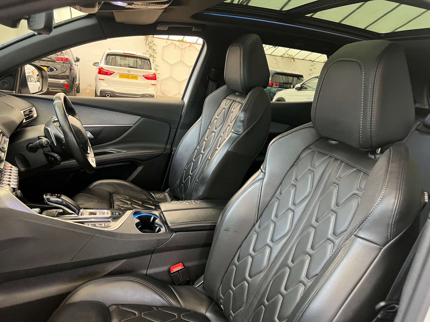 Used Peugeot 3008 2020 for sale - 76601806: Photo 29