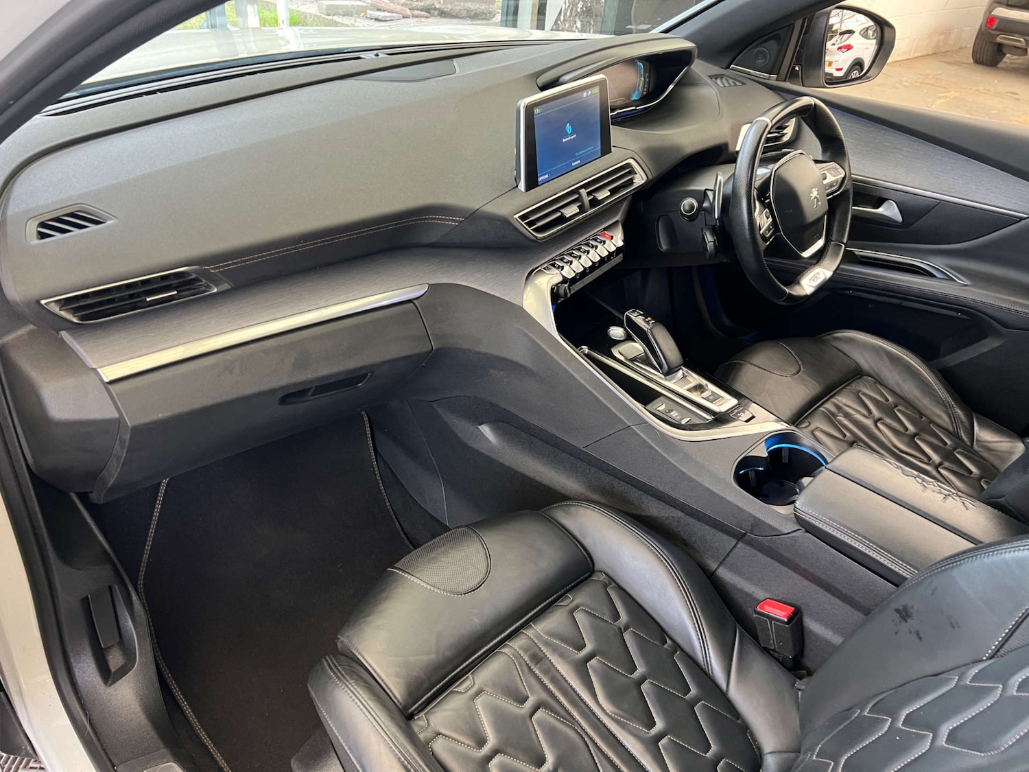 Used Peugeot 3008 2020 for sale - 76601806: Photo 31